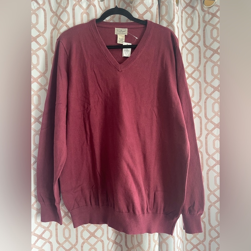 L.L. Bean Men's V-Neck Sweater - Burgundy